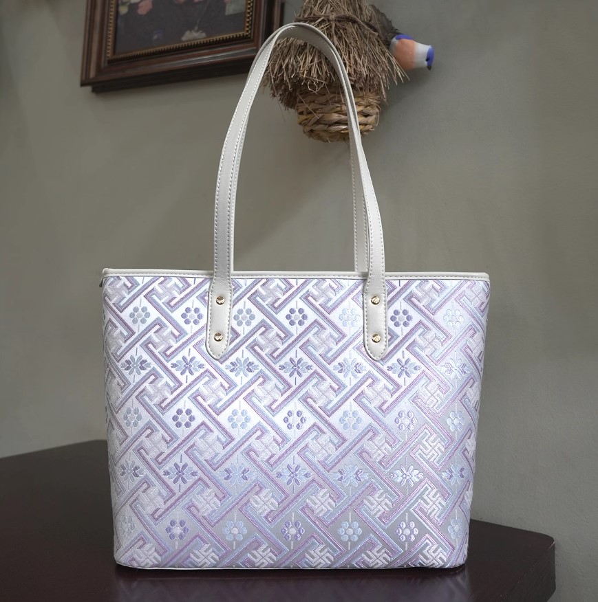 Silver Purple Wanjii Pattern Medium Tote Bag | Zhuang Brocade Artisan Bag
